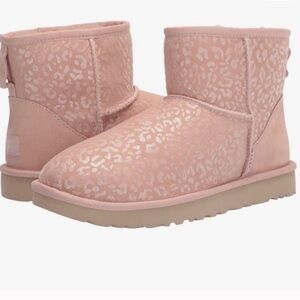 UGG mini Pink Leopard Pattern Boots